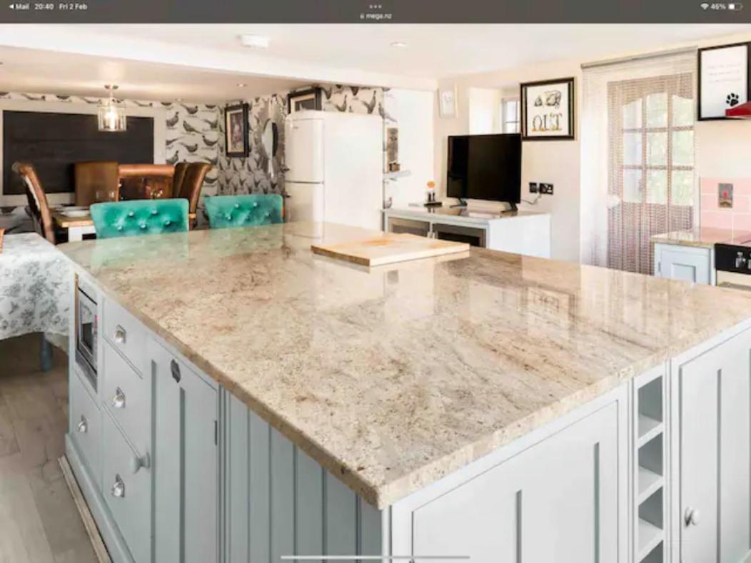 Piglet Lodge Pebworth Екстер'єр фото